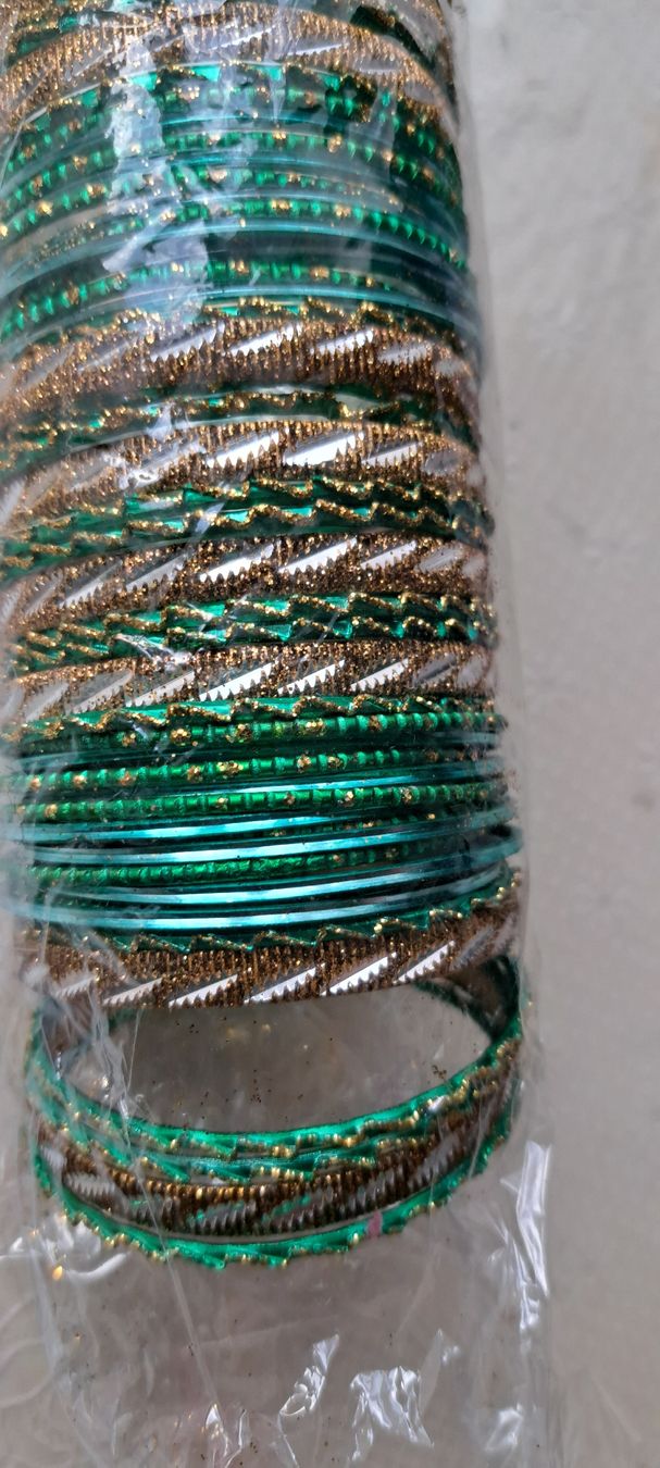 Bracelets: Bangle set green and gold new – Neuf (Voir description) à Bern par mahilini 3