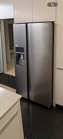 Samsung Side-by-Side Kühlschrank mit Eis- & Wasserspender