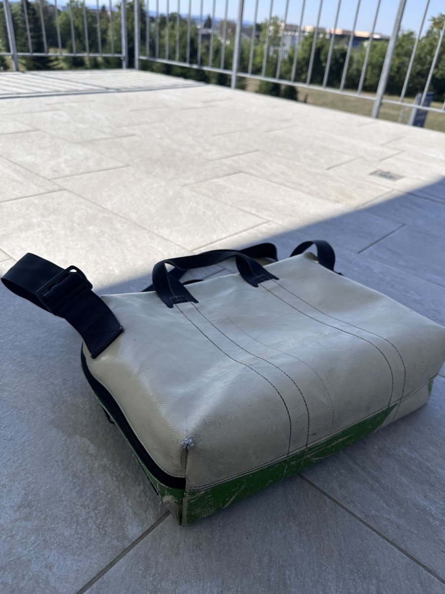 Freitag Taschen: Freitag Messenger Bag/ Laptop Bag – Gebraucht aus Oensingen von emi_hs6g 6