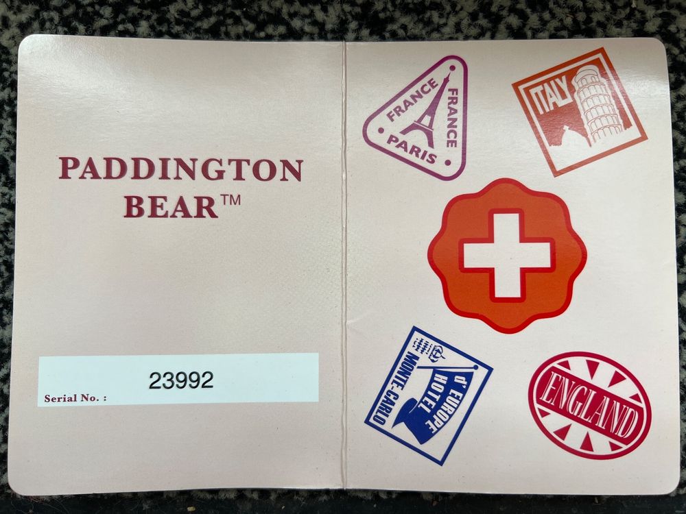 Paddington Bear Mit Koffer Und Passport Neuwertig Kaufen Auf Ricardo