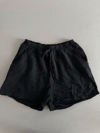 BLACK LOOSE SHORTS🖤