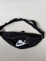 Gürteltasche Nike, schwarz
