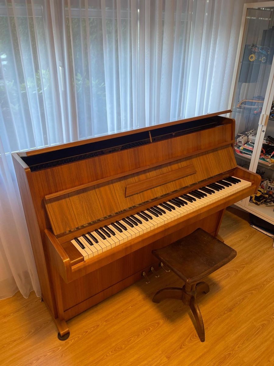 Musikinstrumente: Klavier – Gebraucht aus Bolligen von charlie1710 2