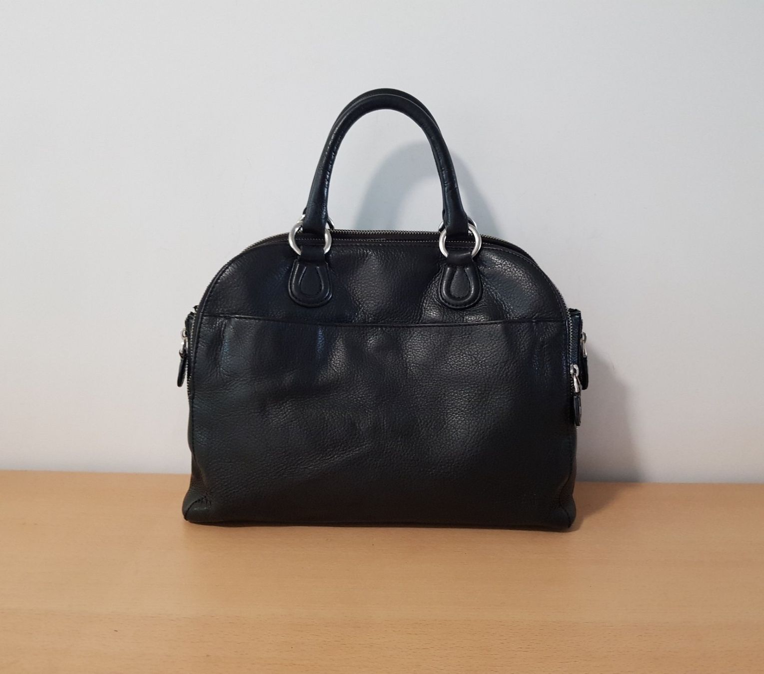 Aigner Borse da donna: Aigner Leder Handtasche Schwarz – Usato da Basel venduto da fafa68 4