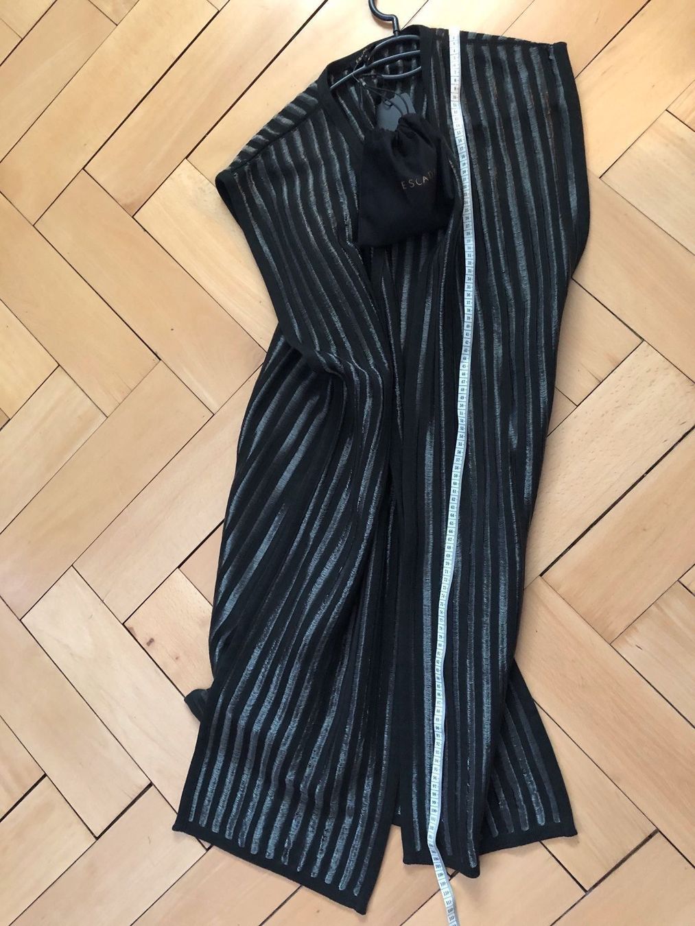 Escada Gilet & Giacche senza maniche: Escada lange Weste schwarz-silber – Nuovo e nell'imballaggio originale da Unterseen venduto da amj_zz7j 3