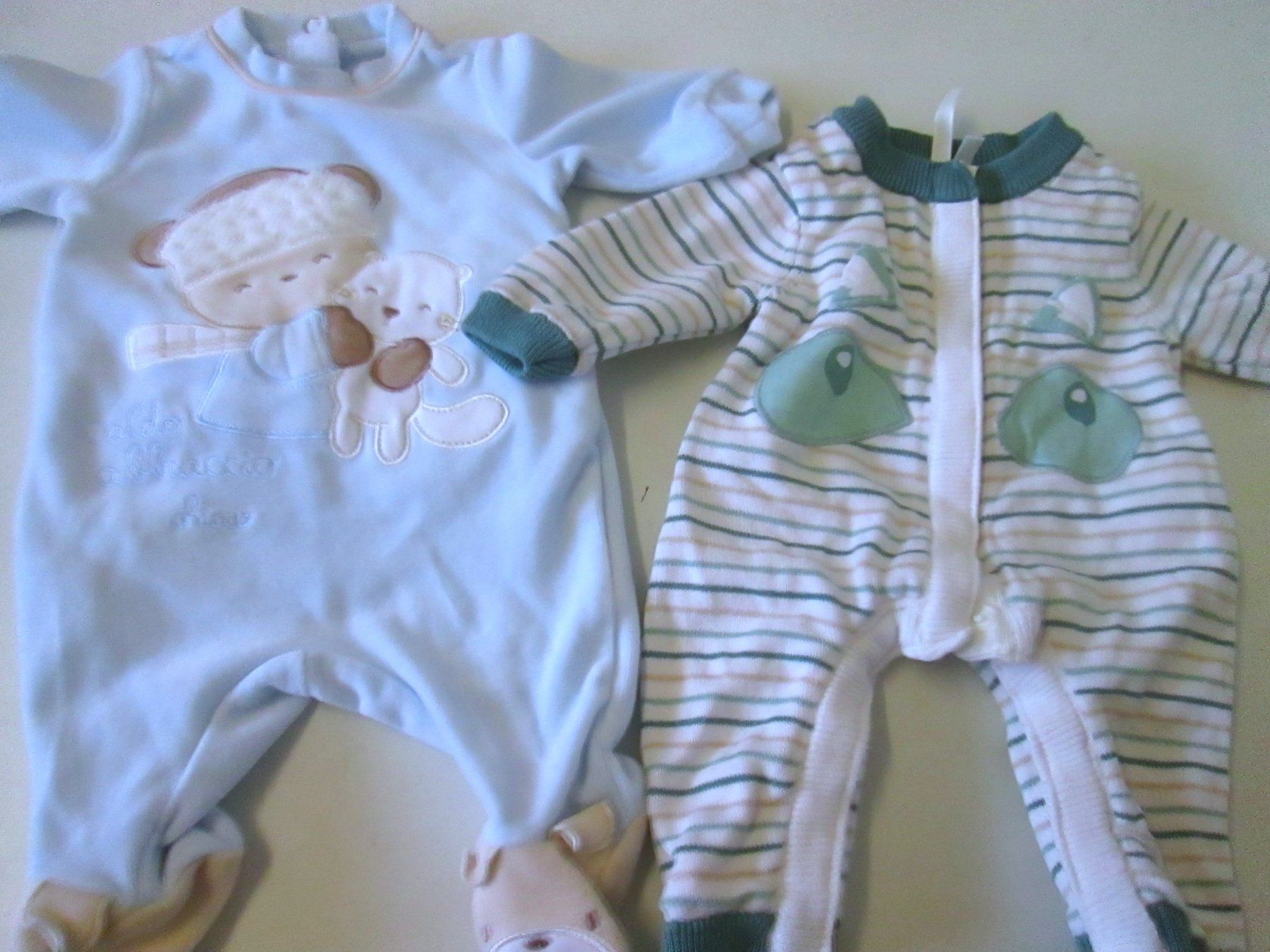 Lotti & Set di vestiti: 6 Bodys Nummer 50 und 56 – Usato da Sementina venduto da babucia 3