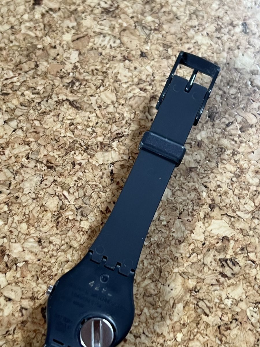 Swatch Uhren: Swatch Uhr Schwarz LADY – Gebraucht aus Basel von bellespirit 4