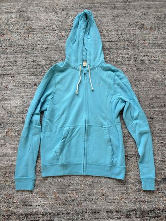 Men’s Blue Hollister Sweater