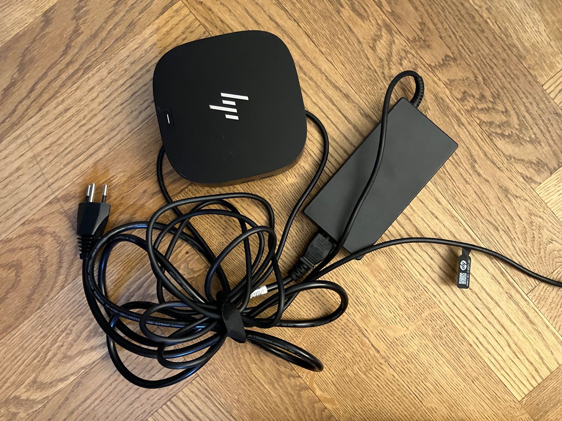 Hewlett Packard Docking station: Neue HP Thunderbolt Docking Station USB C – Nuovo (secondo la descrizione) da Herrliberg venduto da spunggi