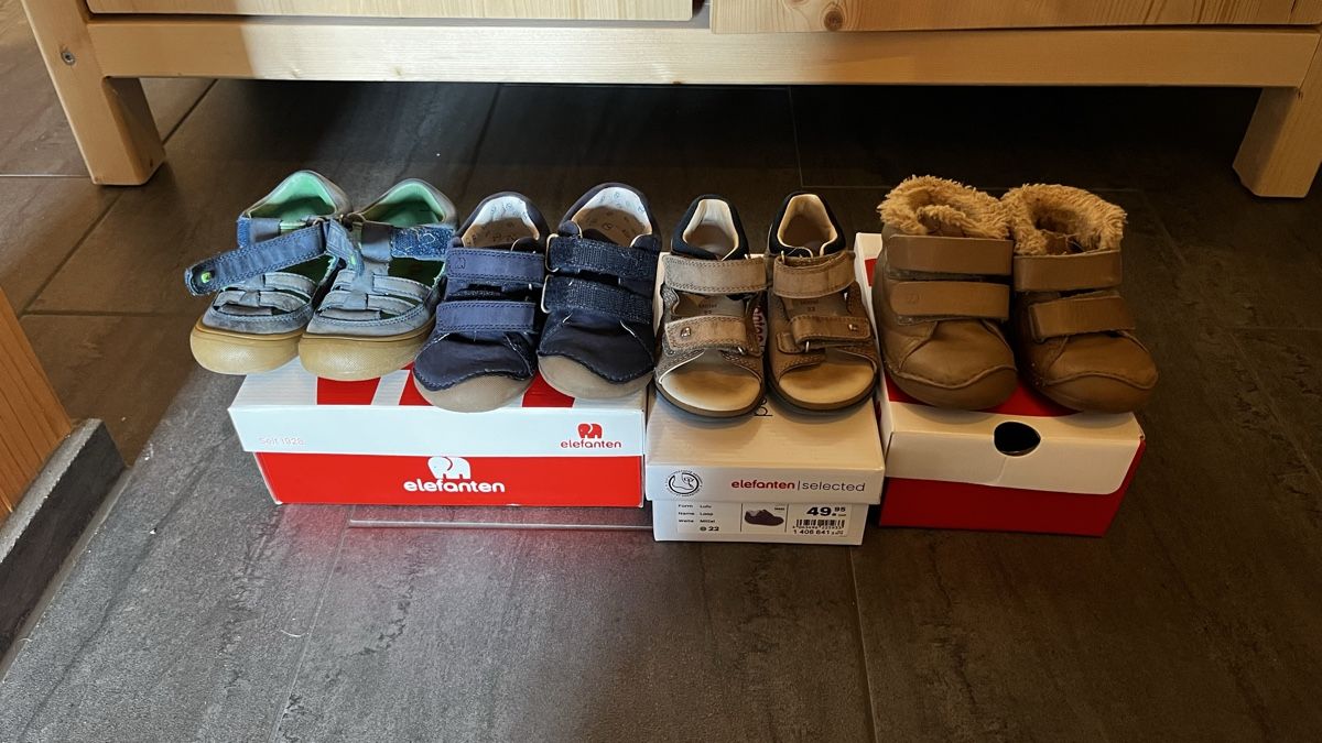 Elefanten Scarpe per ragazzi: Elefanten Schuhe, Grösse 22, – Usato da Zimmerwald venduto da lri_68wj