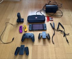 Nintendo Switch Konsole mit Spiele und Zubehör