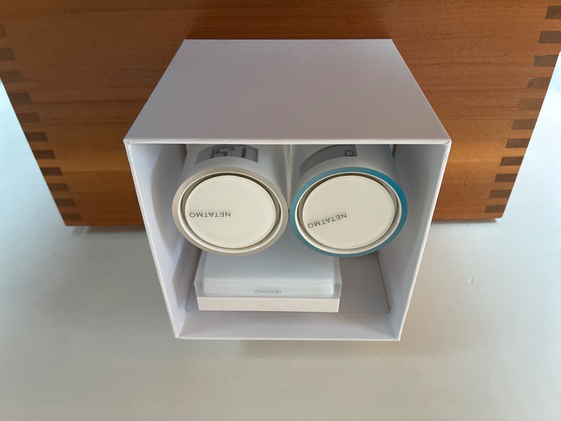 Netatmo Messen: Smart Radiator Valves Starter Pack Set von Netatmo by Starck – Gebraucht aus Zürich von Boognishh 2