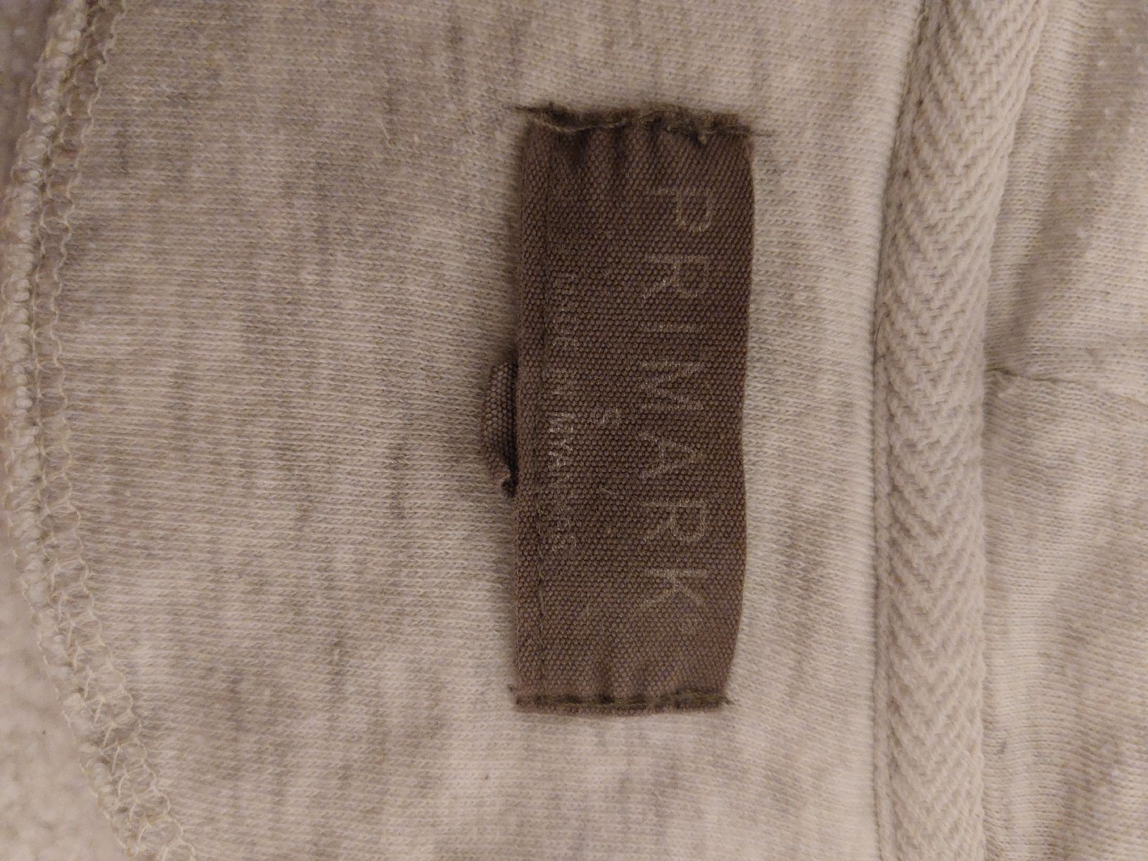 Primark Maglioni & Felpe: Primark Kapuzenpullover mit Reissverschluss – Usato da Gwatt (Thun) venduto da B.D.999 1