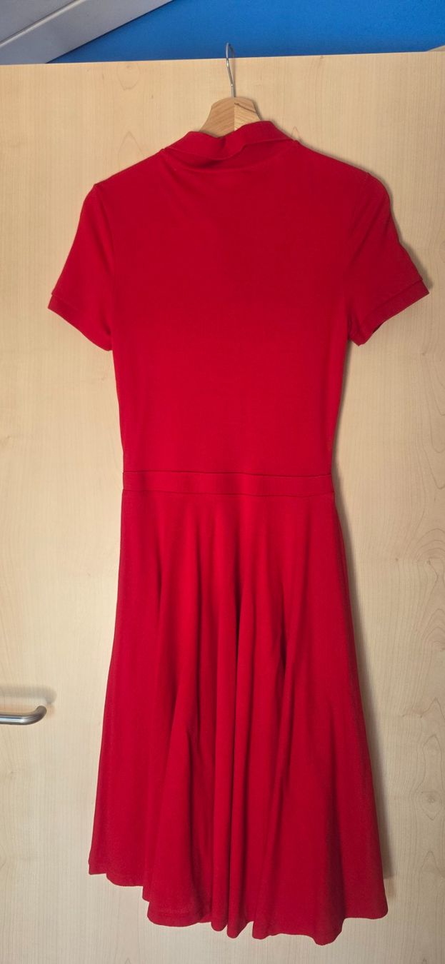 Lacoste Kleider: Lacoste Polo-Damenkleid Grösse 36 – Gebraucht aus Haag (Rheintal) von NatalieKrem 2