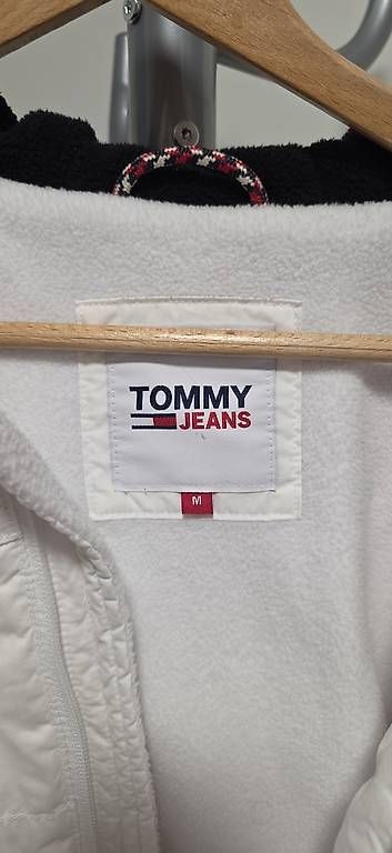 Giacche: Winterjacke Gr. M weiss Tommy Jeans – Usato da Emmen venduto da Pia6032 3