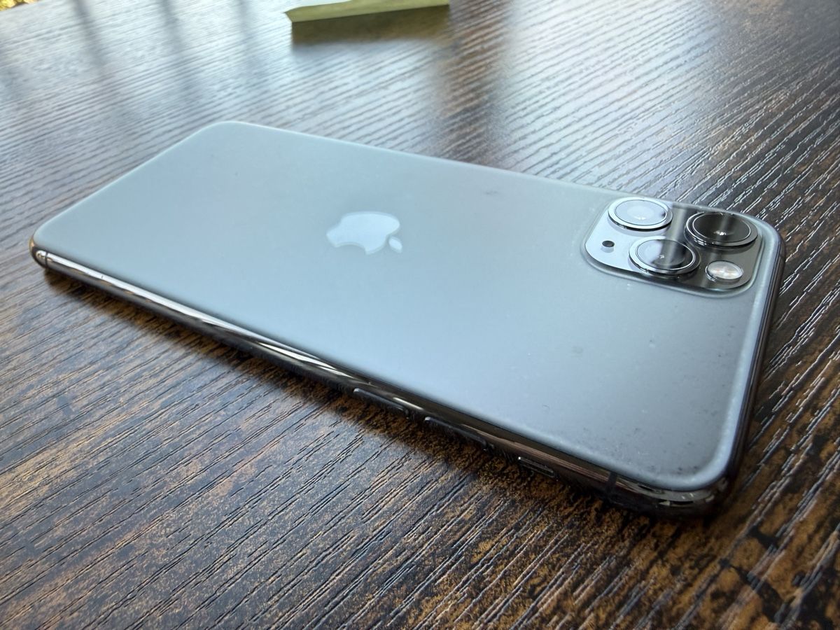 Apple Telefoni cellulari / Smartphones: Apple IPhone 11 Pro Max 256GB – Usato da Langnau i. E. venduto da Piaggiosi5 3