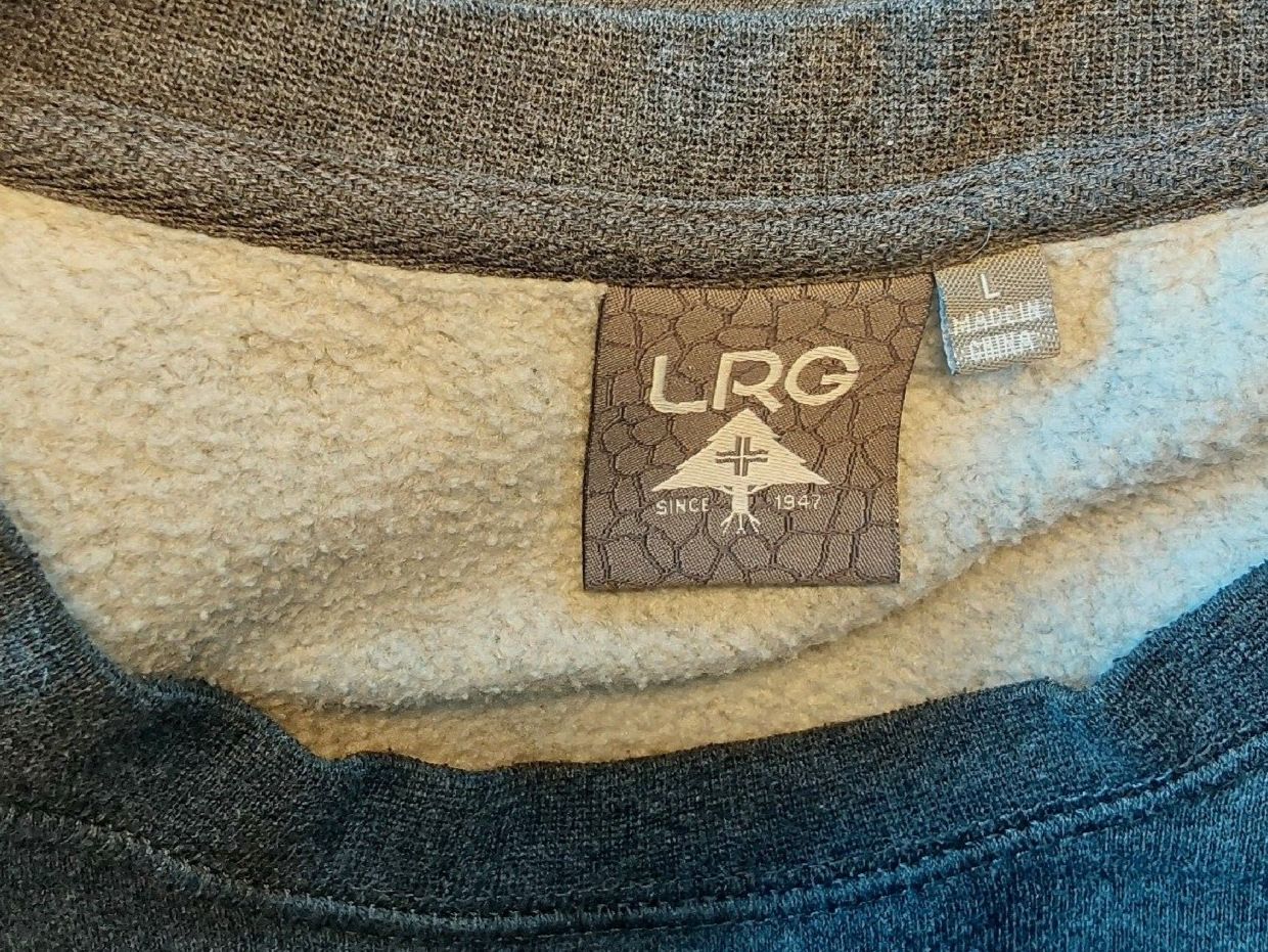 Maglioni & Felpe: Sweatshirt grau Motiv 1947 L – Usato da Köniz venduto da scopello12 3