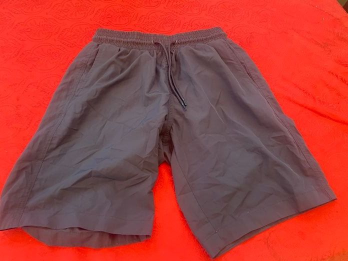 Caleçons de bain: Junge Badehose XS schwarz – Neuf avec emballage d'origine à Bergdietikon par antovale