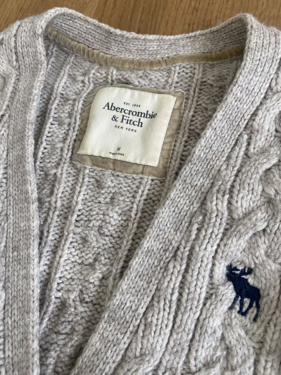 Abercrombie Maglioni & Felpe: Beige pullover Abercrombie & Fitch – Usato da Zürich venduto da ana_m6d2 1