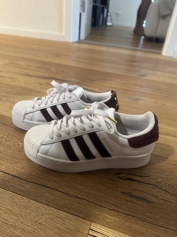 Scarpe da donna: Adidas Superstar Sneaker Grösse 38 – Usato da Weiach venduto da cor_2sss 1