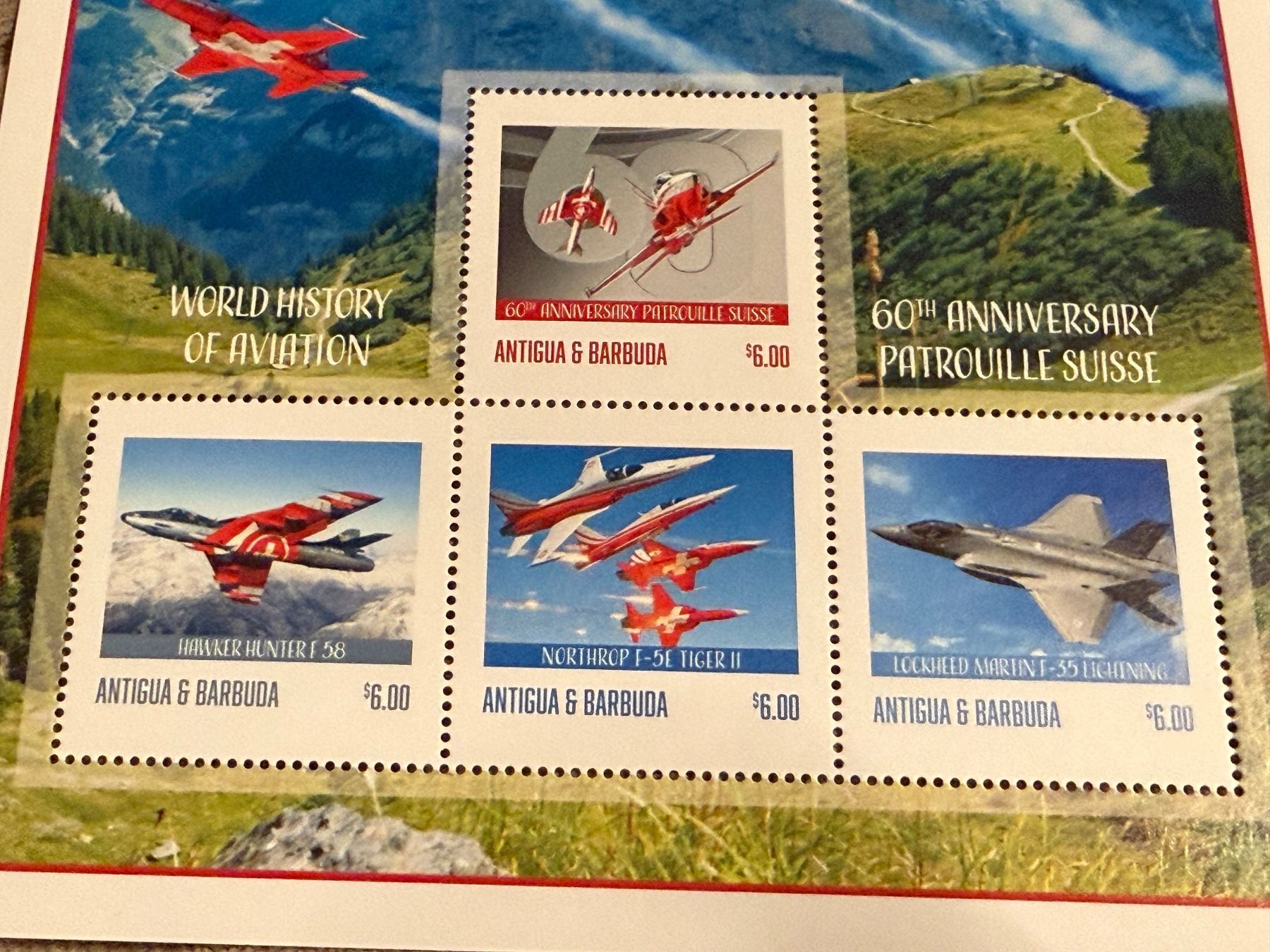 Tutti i francobolli: Schöner Briefmarkenbogen PATROUILLE SUISSE ** – Nuovo (secondo la descrizione) da Brütten venduto da Hst1 1