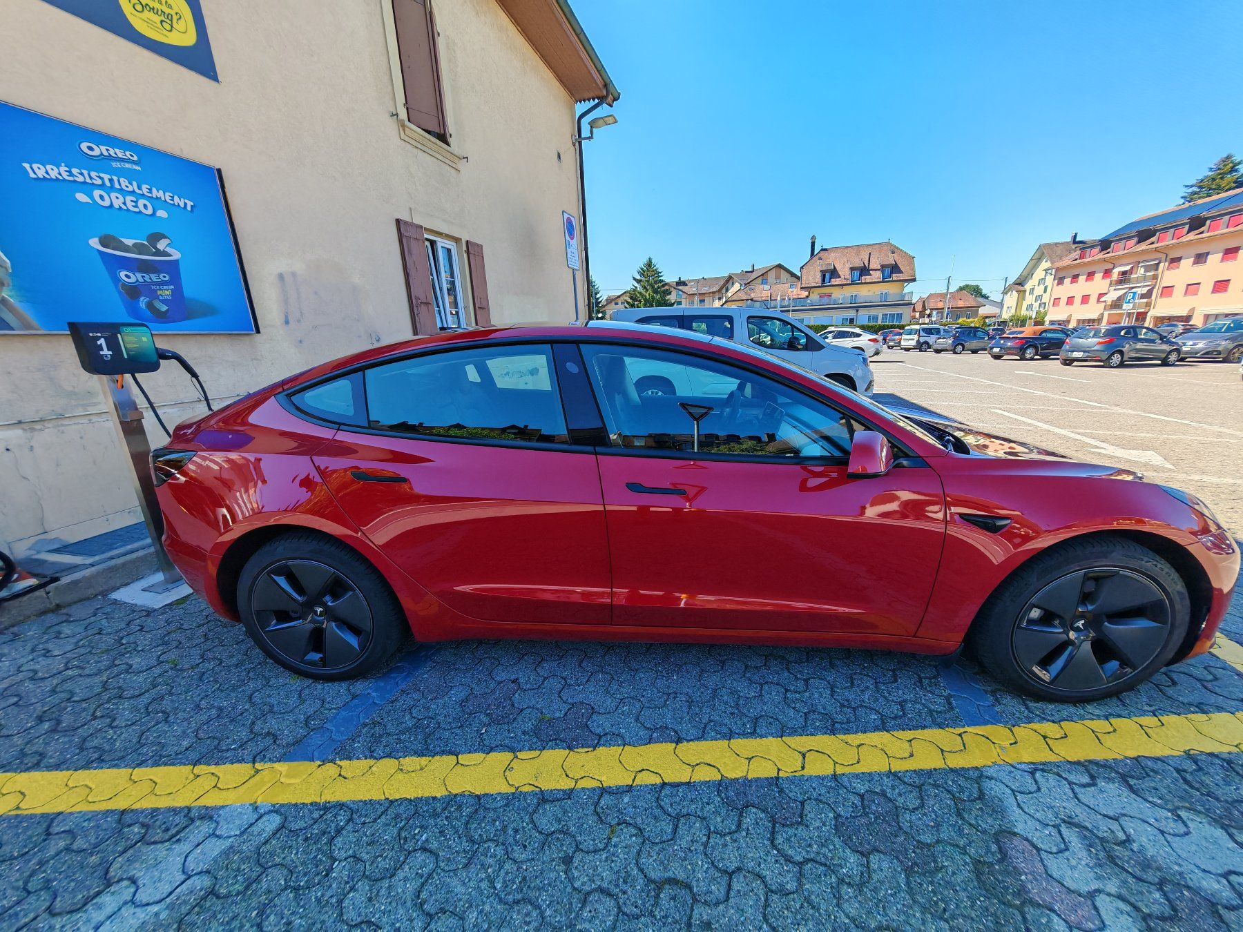 Tesla Autos: Tesla model 3 Long range dual motor AWD 4x4 rouge – Gebraucht aus Bettens von jed2002 6