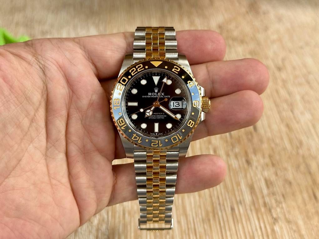 Rolex Orologi: Rolex GMT-Master II – Usato da Zürich venduto da UrsSchwiizer