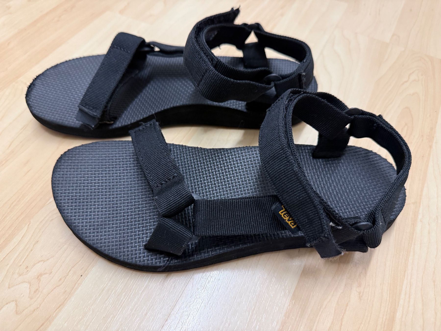 Teva Scarpe da uomo: Teva Original Universal Sandalen Gr.39 – Usato da Siebnen venduto da dte_9kmw