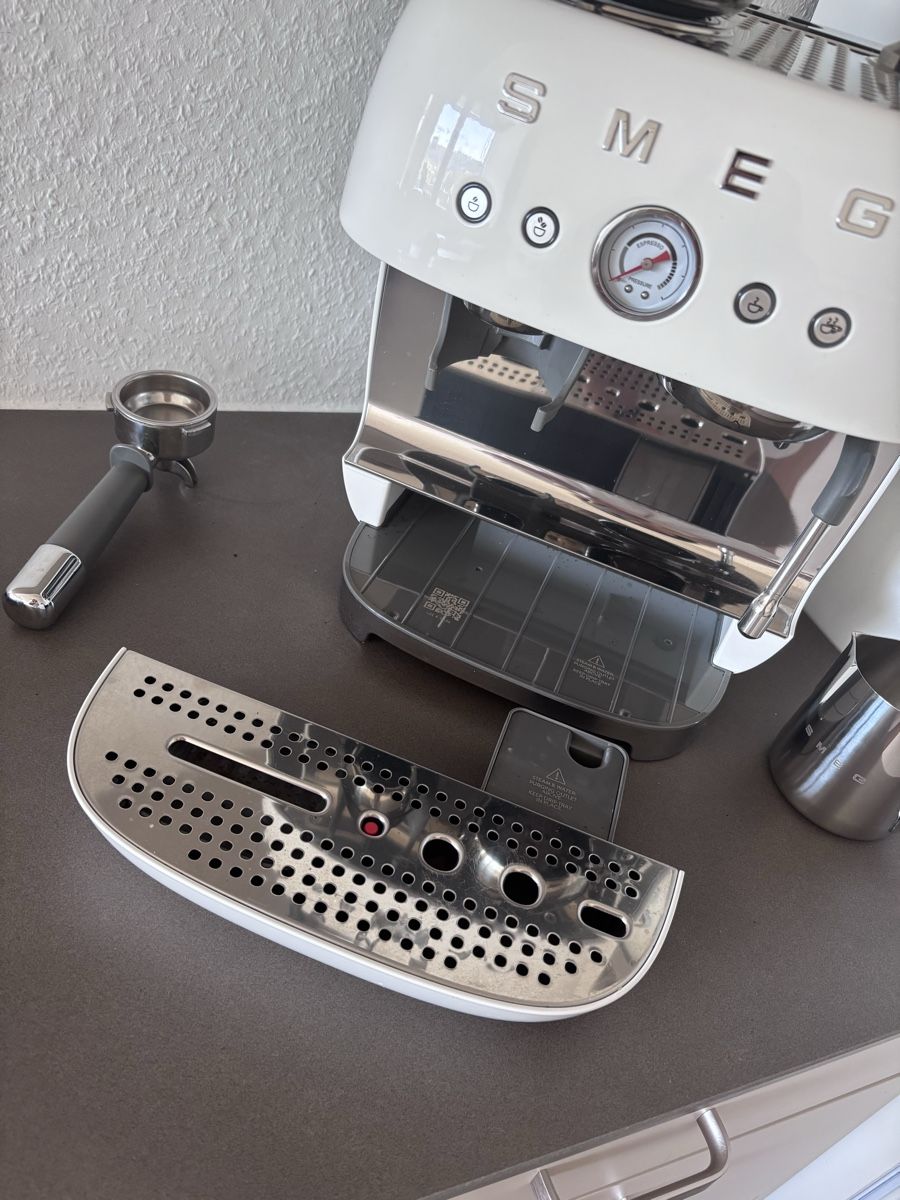 Smeg Macchine per caffè & Macchine per espresso: Smeg Kaffemaschine – Nuovo (secondo la descrizione) da Bern venduto da rah_p2vn 6