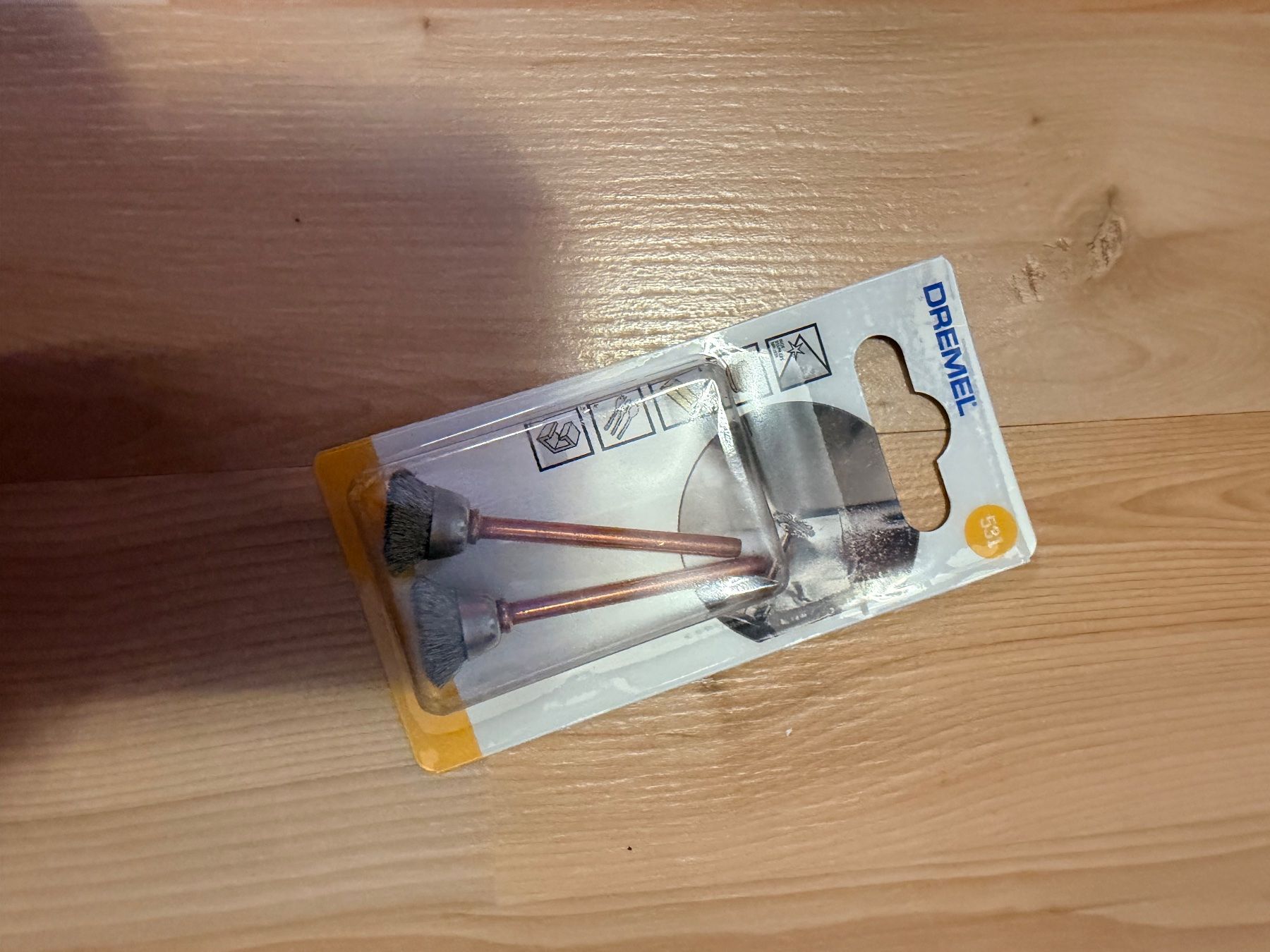 Dremel Tutti gli attrezzi: Dremel 531 Edelstahlbürste 13mm – Usato da Amriswil venduto da Trivet