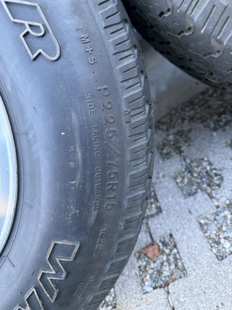 Felgen: 4x 225/75 R16 felge goodyear Wrangler Suzuki Toyota pajero – Gebraucht aus Prosito von Danielehh 2