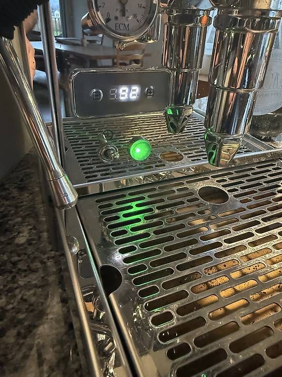 Macchine per caffè & Macchine per espresso: ECM Classica PID Nussbaum Flowcontrol  – Usato da Uetikon am See venduto da minicooper31 4