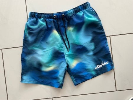 Neuwertige Badehose Ellesse Gr.158/164