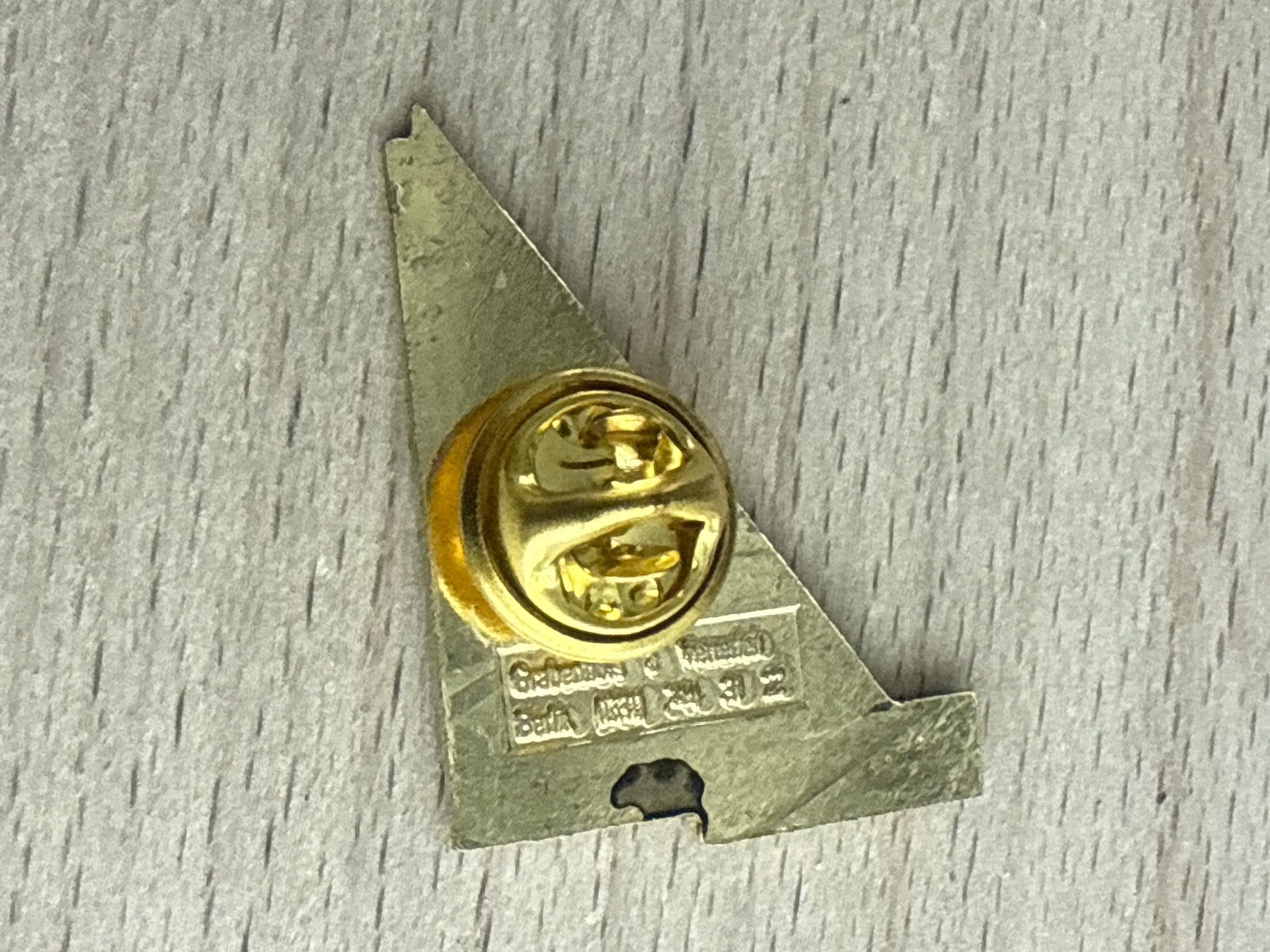 Placchette & Badge: Pin maxell – Usato da Glattbrugg venduto da Schweigmatt 1