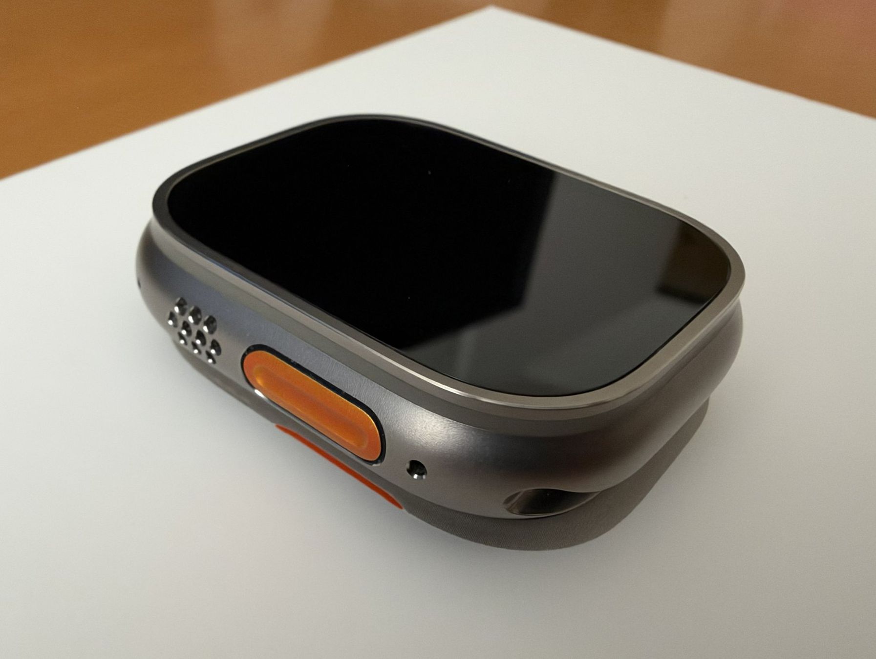 Apple Smartwatch: Apple Watch Ultra  gen 1 mit Trail Loop – Usato da Wettingen venduto da Sephiroth0 1