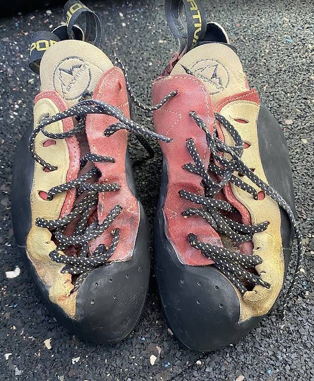 Scarpe da uomo: La Sportiva Testarossa Kletterschuhe  – Usato da Basel venduto da Huuii