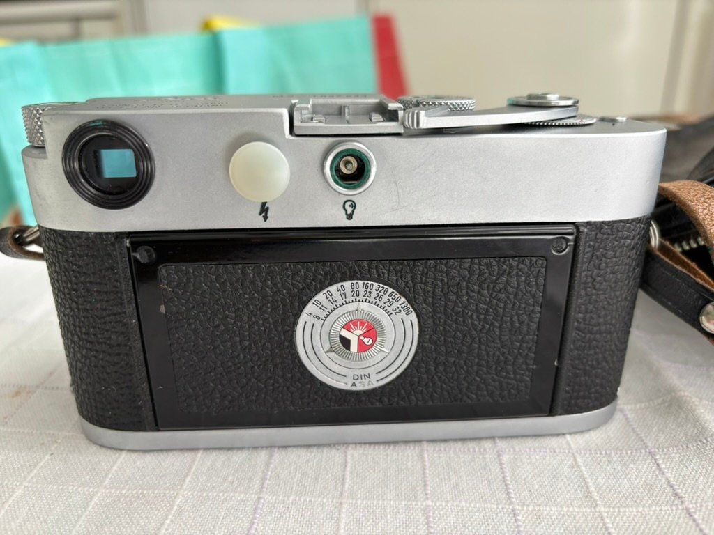 Leica Appareil photo: Leica M2 – D'occasion à Zollikon par Philine02 2