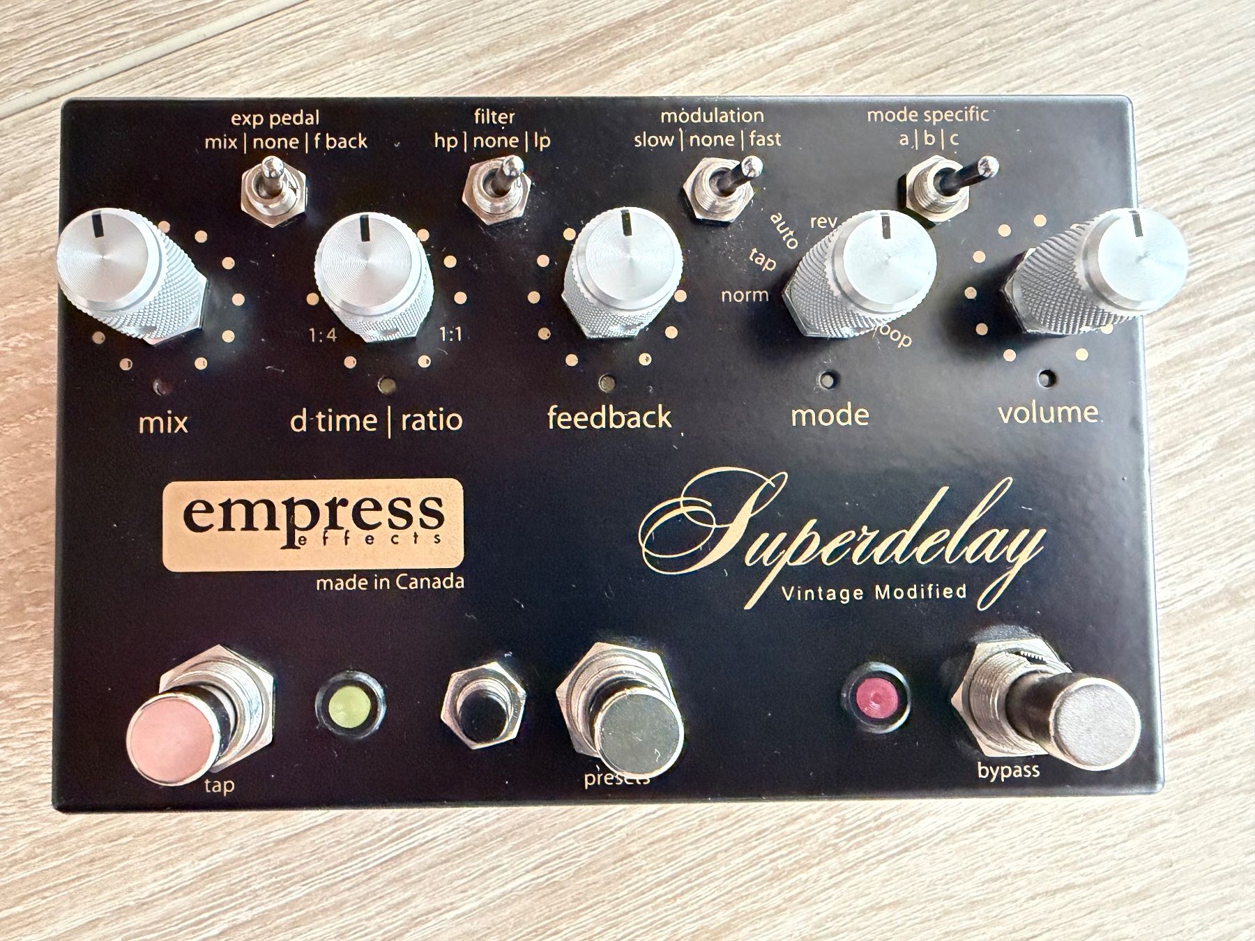 Strumenti musicali: EMPRESS EFFECTS VINTAGE MODIFIED SUPER-DELAY EXTREMLY RARE – Nuovo (secondo la descrizione) da Sion venduto da Hobby-mania 2