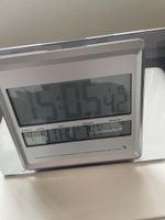 Standuhr digital  5 Funktionen  Batteriebetrieb