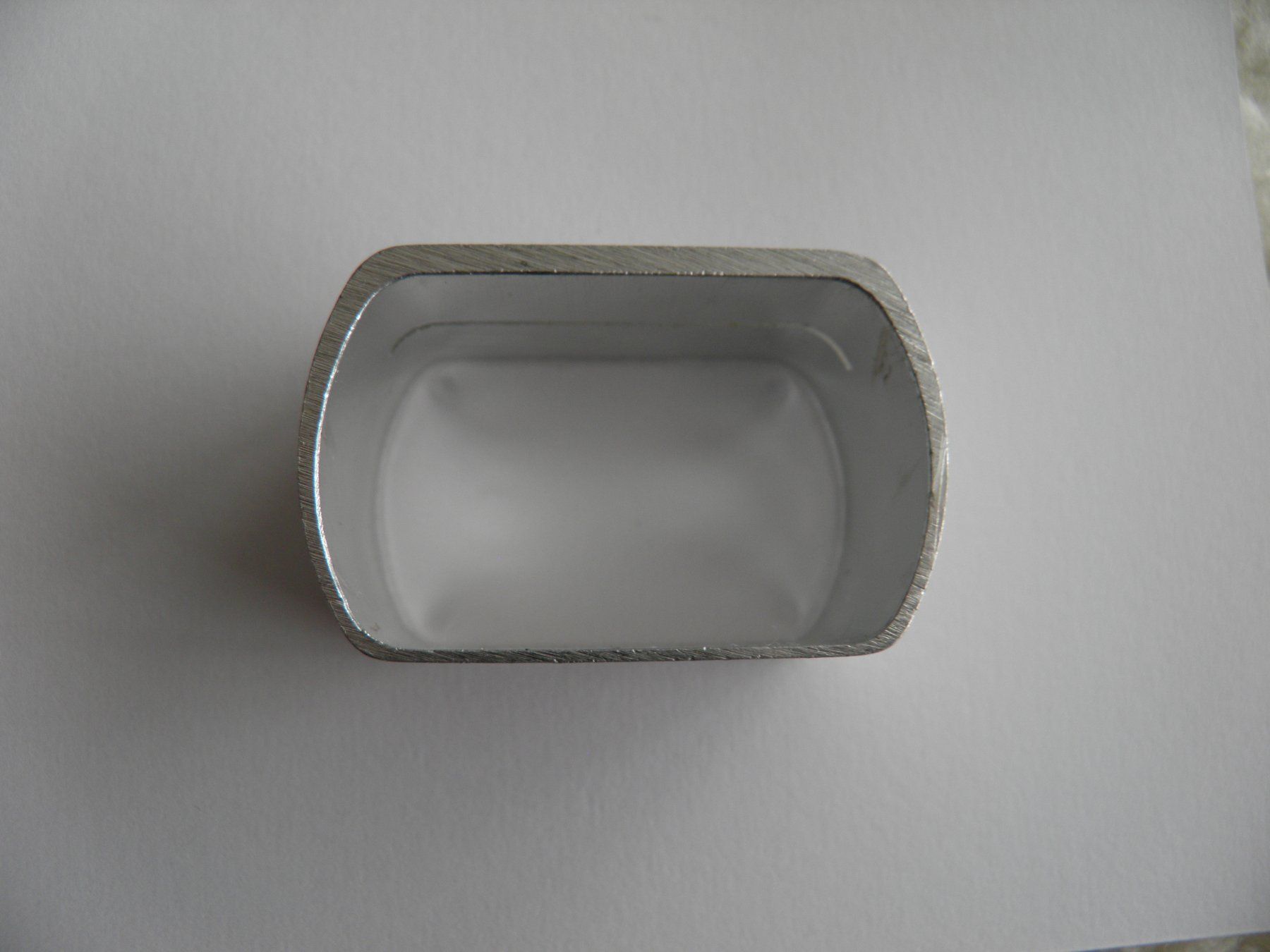 Supporti a parete: Gastroräumung: 27 Tischkartenhalter Aluminium – Usato da Triesen FL venduto da Trigon 5