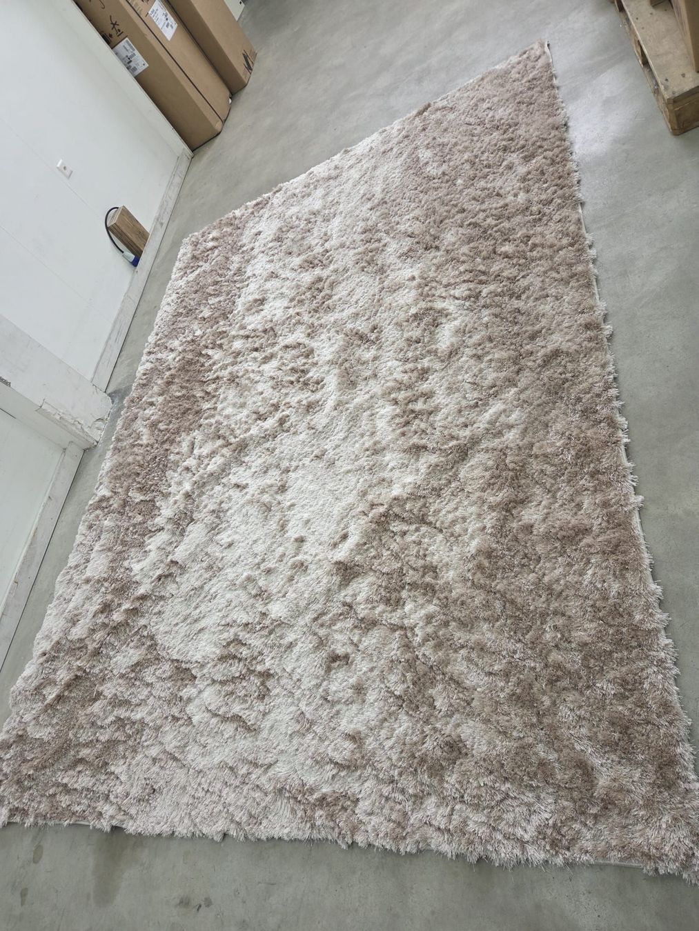 Tapis: Hochflorteppich Whisper Beige – D'occasion à Egg b. Zürich par Moritz8132