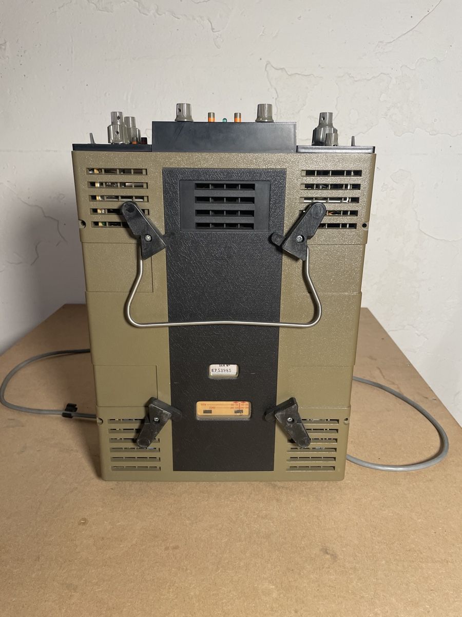 Mesurer: Oscilloscope D1011 – Défectueux à Fribourg par JohnB4 5