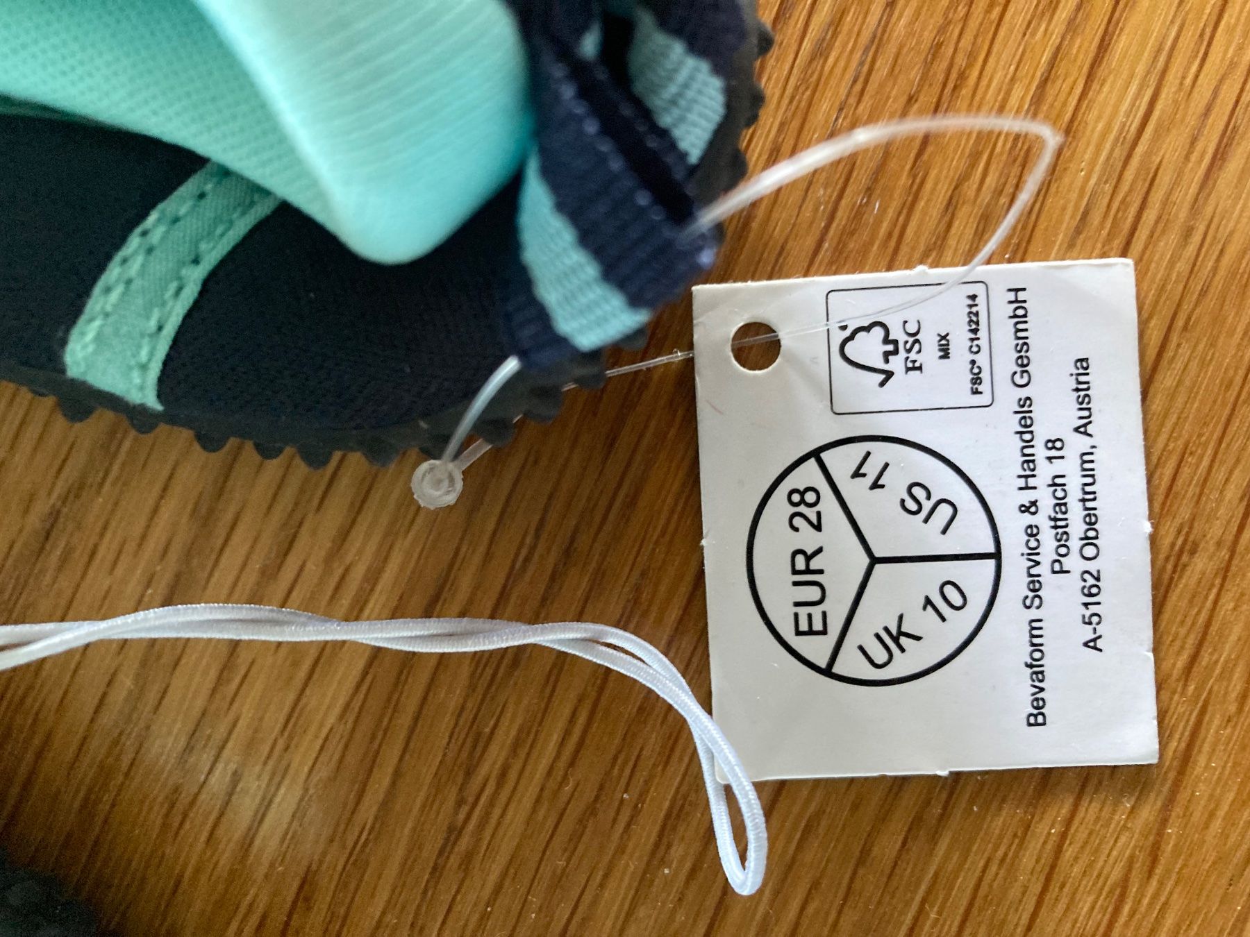 Chaussures garçon: neue Badeschuhe, Gr. 28 – D'occasion à Aetingen par Nadinsky 1