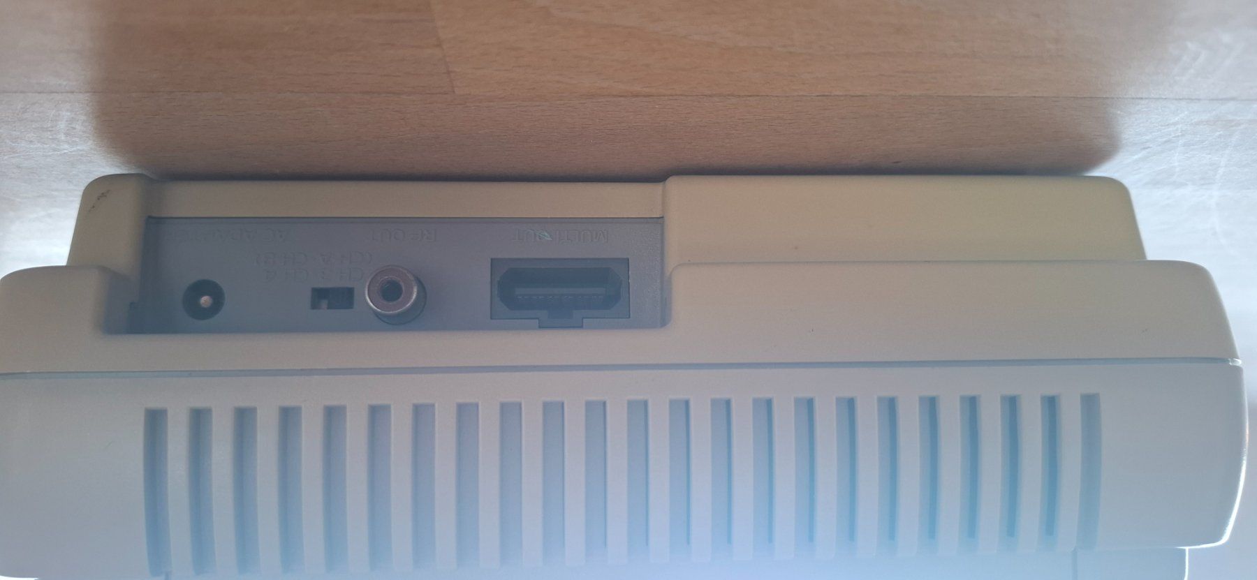 Nintendo Konsolen: Super Nintendo Konsole ohne Kabel. – Gebraucht aus Nottwil von Jonbo9 4