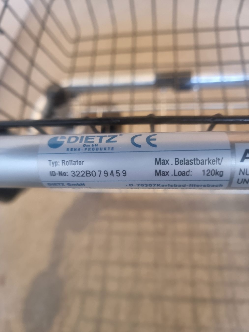 Gehhilfen: Dietz  Rollator, Masse Breite 46, Tiefe 70 – Neu (gemäss Beschreibung) aus Bern von ren_ch7l 2