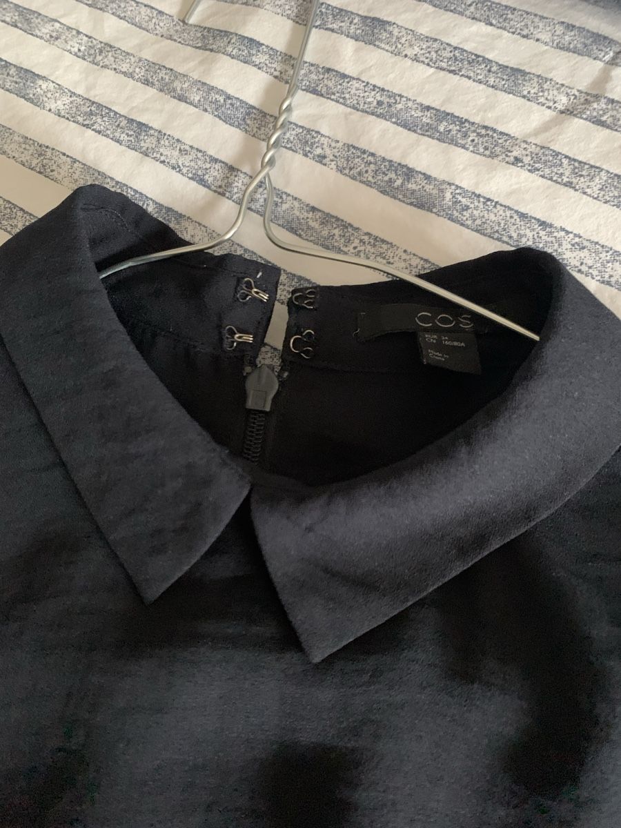 Cos Kleider: COS dress navy blue 34 – Gebraucht aus Zug von digalvao 2