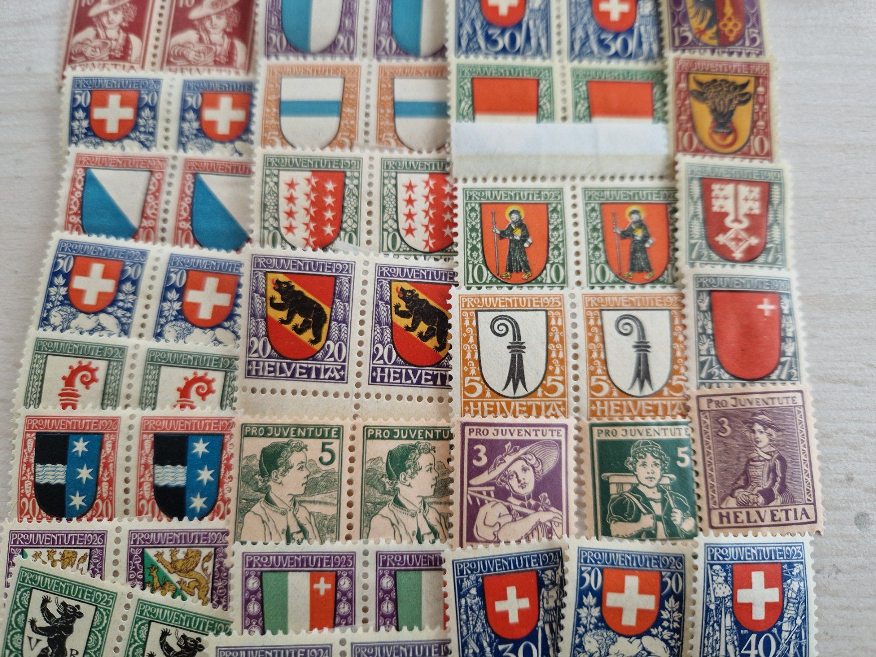 Tutti i francobolli: PJ Lot, ab 1.- – Usato da Burgdorf venduto da Glossy01 2