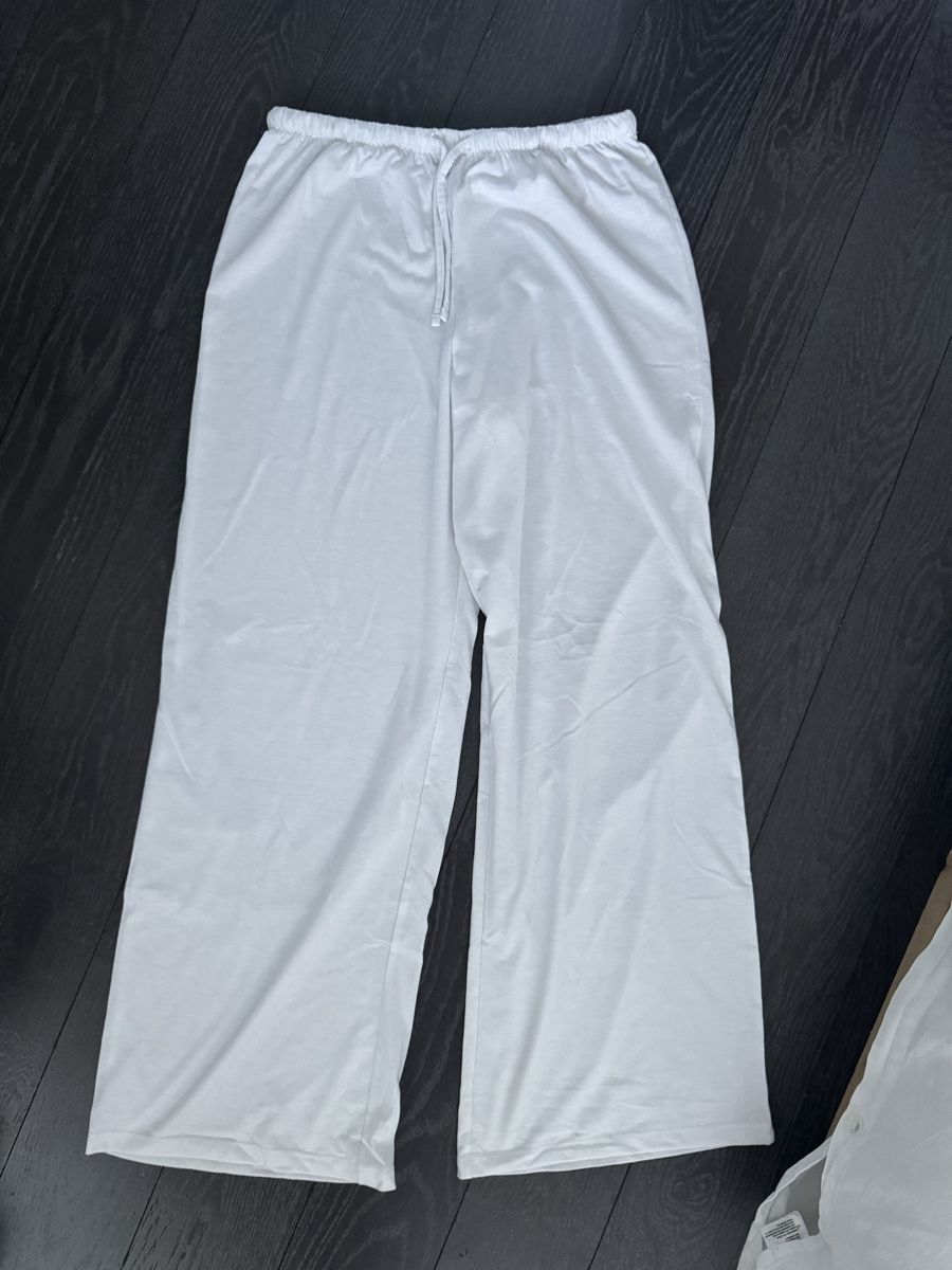 Pantaloni: Weisse Baggy Sommerhose – Usato da St. Gallen venduto da bea_9qzt