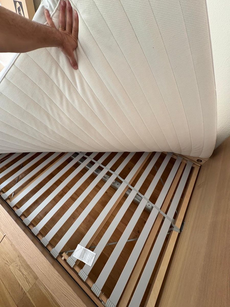 Betten: Bed Frame and Mattress – Gebraucht aus Zürich von Francescoooo 4
