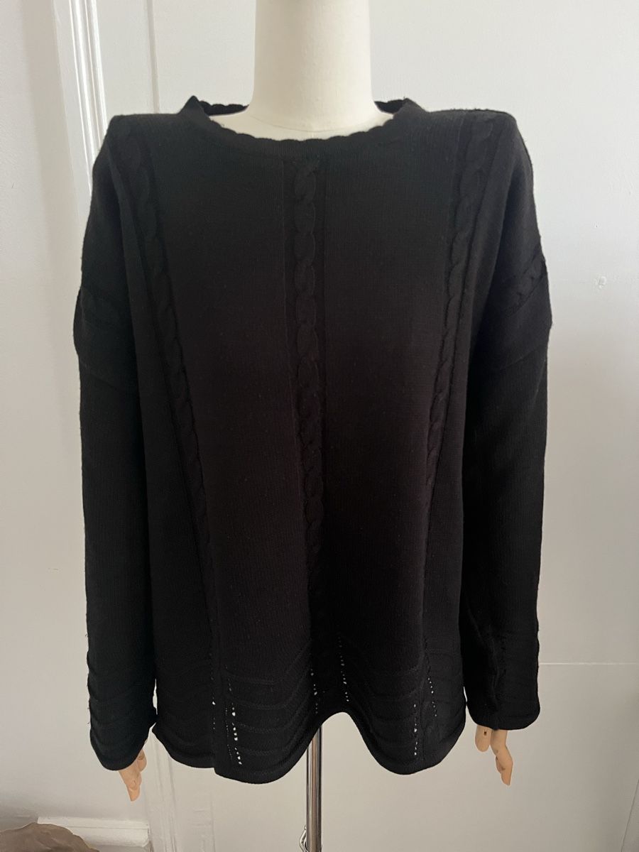 Maglioni & Felpe: Elegant Black Knit Sweater size M/L – Usato da Zürich venduto da Melina.A
